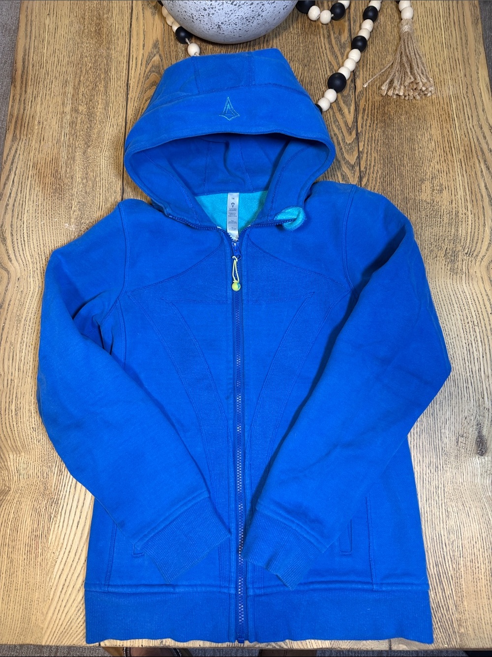 Ivivva girl’s full zip hoodie | Size: 14